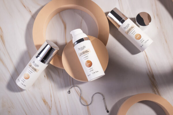 Beauty Expert CC kreemid on erinevas värvitoonis, mis annavad kerge jume ühtlustuse ja SPF kaitse 30+